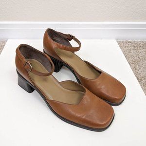 Vintage Naturalizer Block Heel Leather Mary Janes